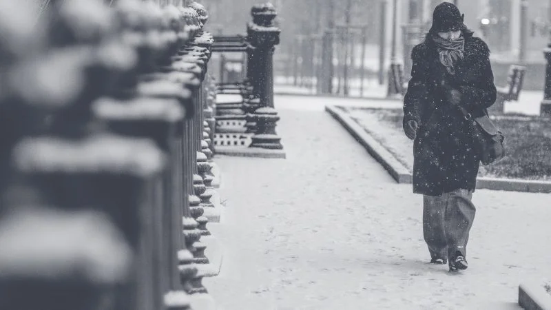 stay warm to avoid heart attacks